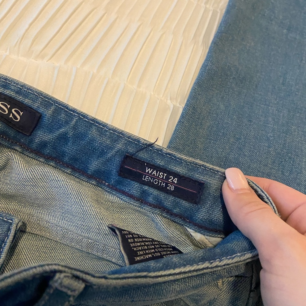 Vigoss Chelsea Distressed Skinny Jean - Picture 4 of 8